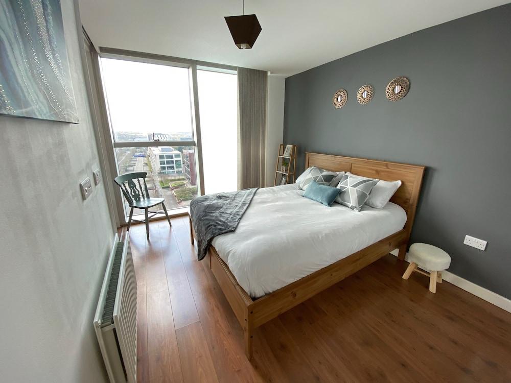 Tailor That Property - Chelsea House