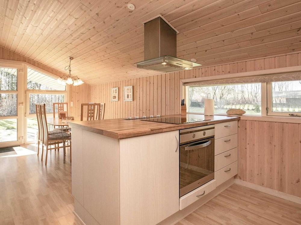 6 Person Holiday Home in Fjerritslev-by Traum