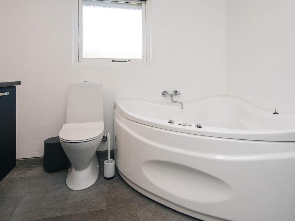 6 Person Holiday Home in Oksbol-by Traum