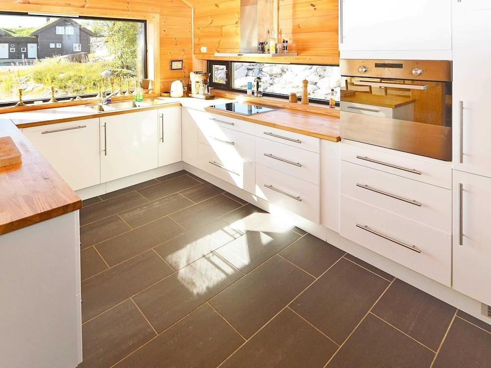 8 Person Holiday Home in Aseral