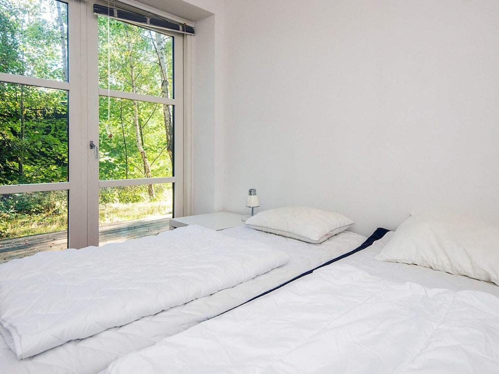 10 Person Holiday Home in Ebeltoft-by Traum