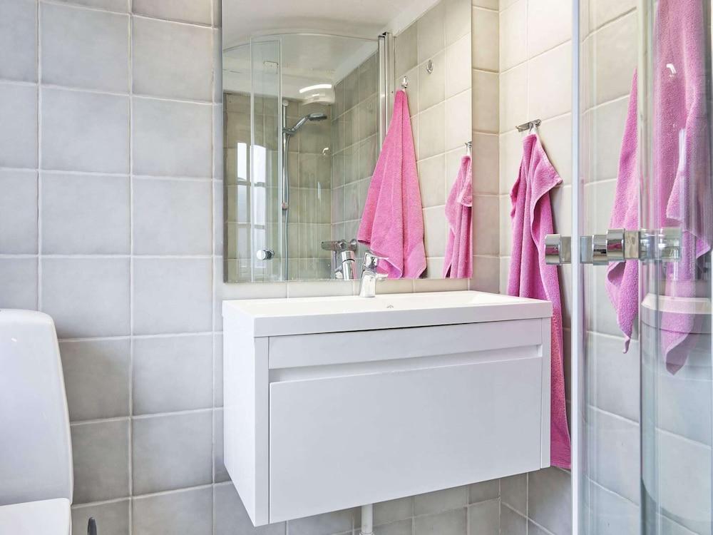 6 Person Holiday Home in Aakirkeby