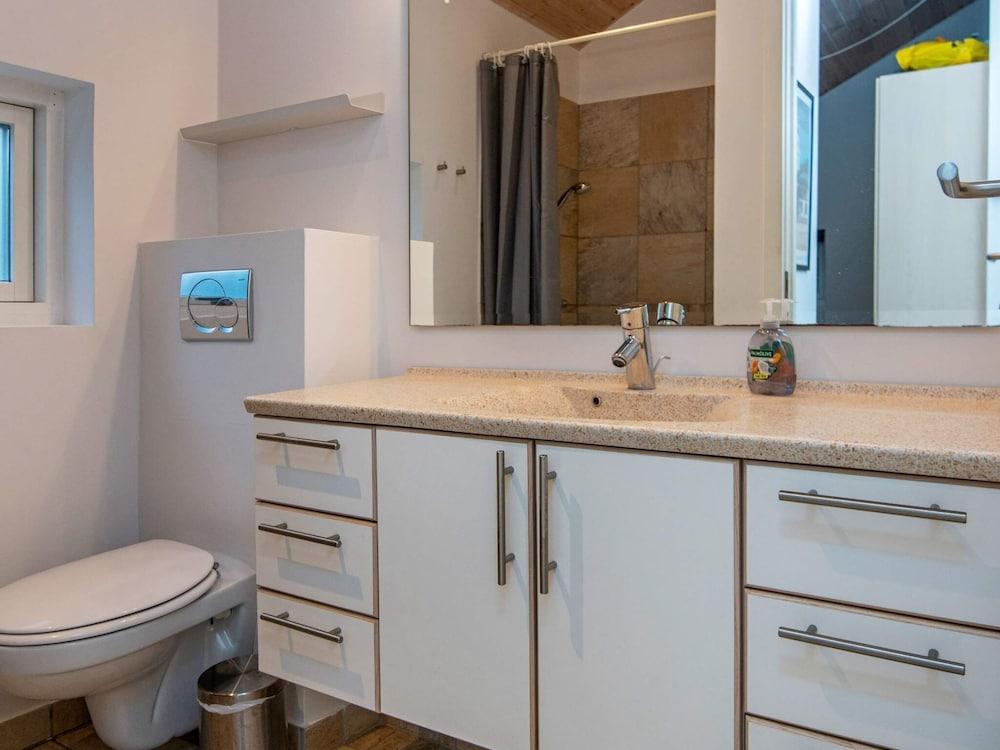 8 Person Holiday Home in Ebeltoft-by Traum