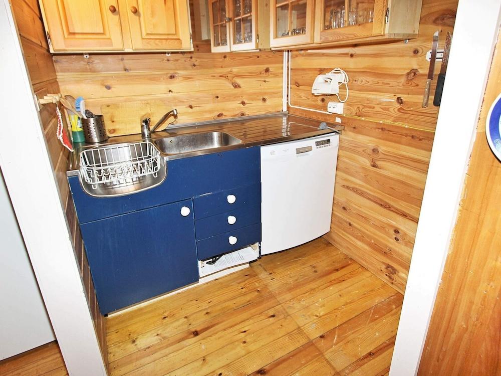 10 Person Holiday Home in Aseral