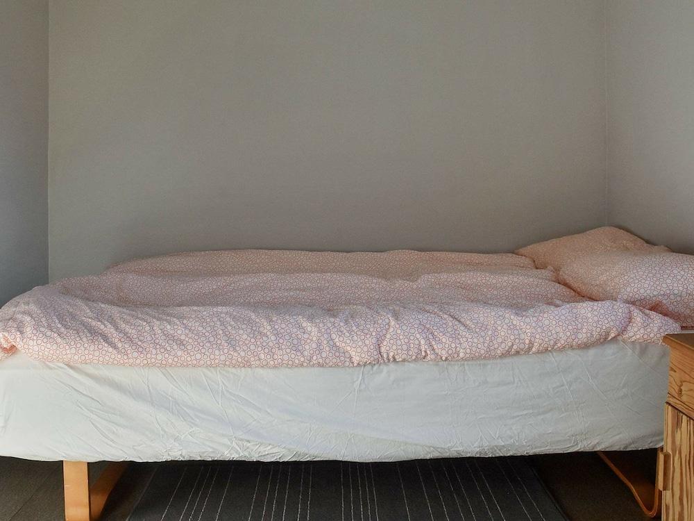 8 Person Holiday Home in Uggdal