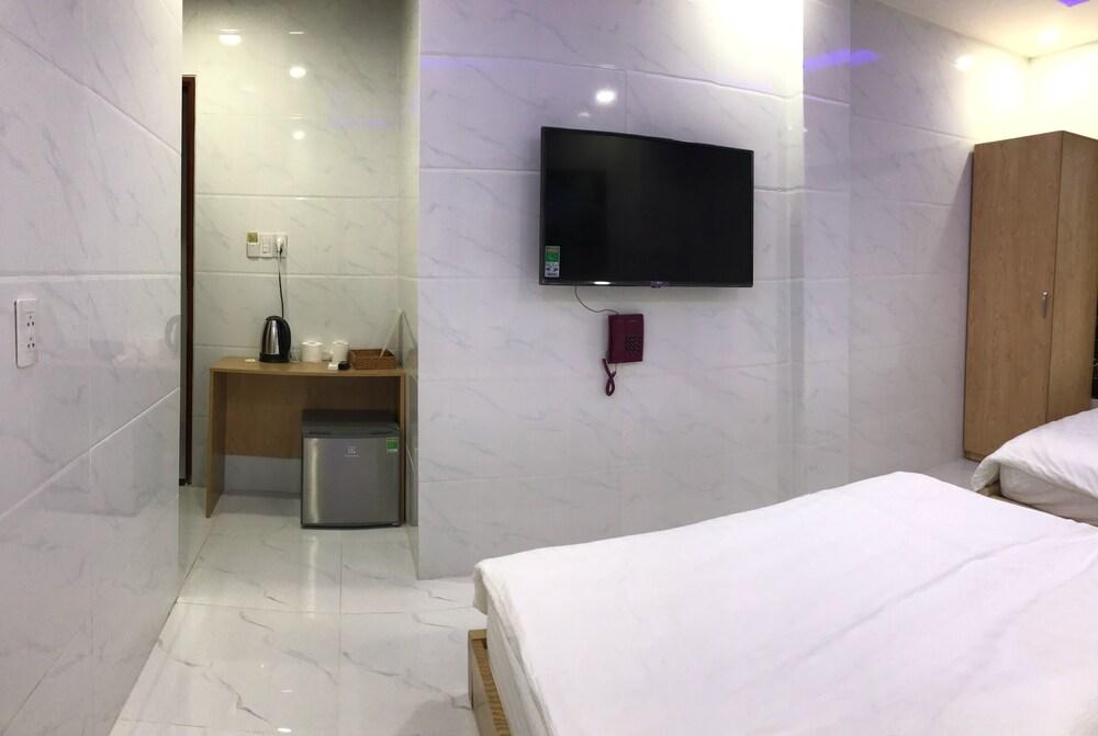 Deluxe Private Room , 2 bed ,4 Guests ,1 Private Bath