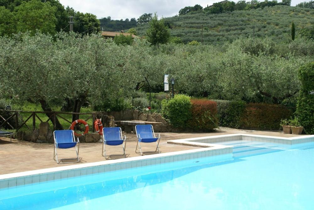 Holiday Home in Bettona With Pool & Near Assisi