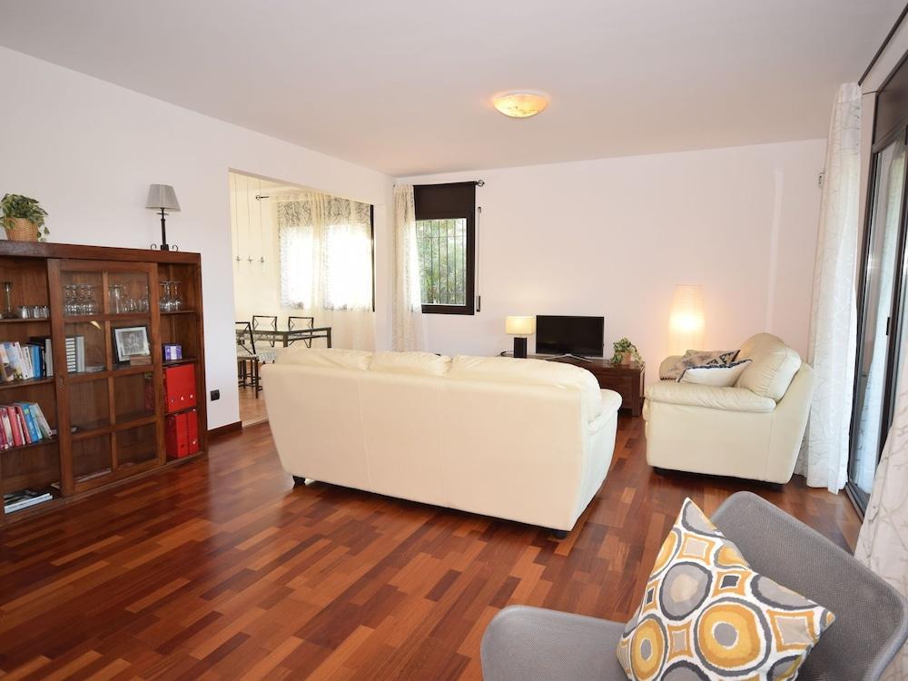 Luxurious Villa in Calonge With Private Pool