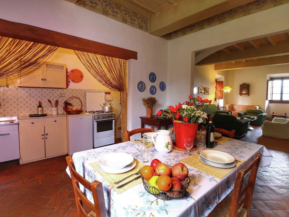 Belvilla by OYO La Villa