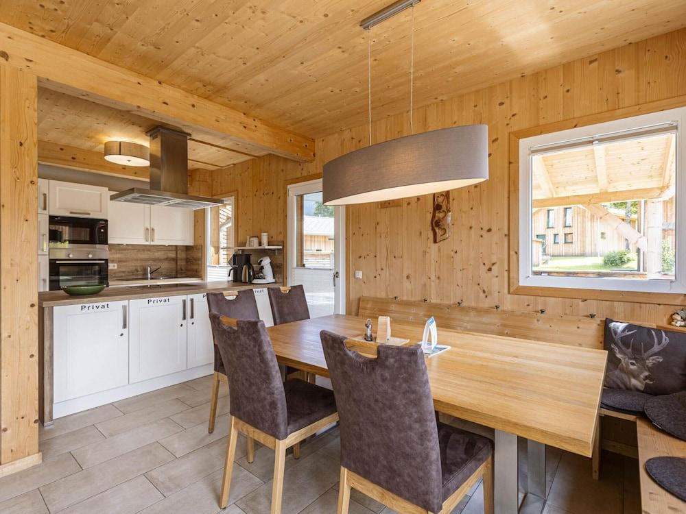 Attractive Chalet With Whirlpool