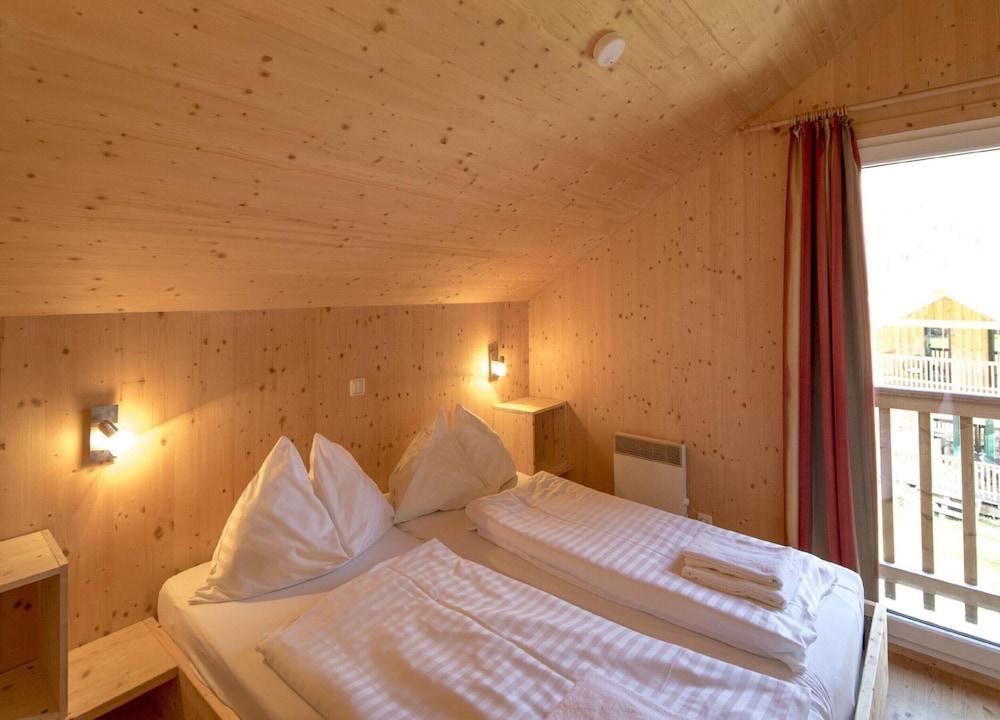 Chalet With Infrared Sauna