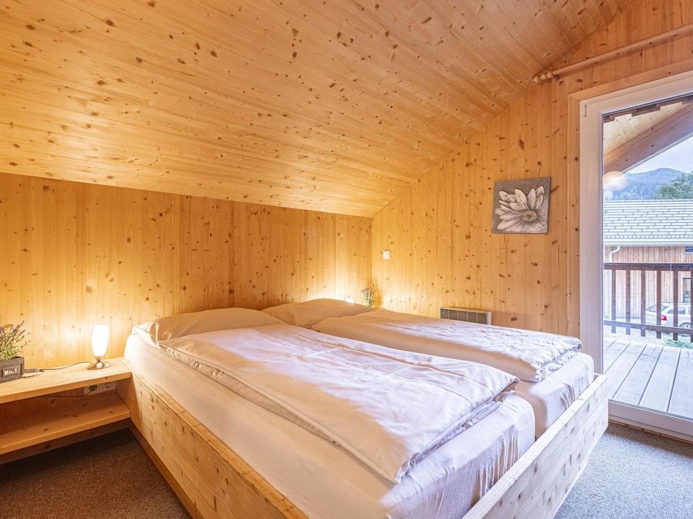 Amazing House With Balcony