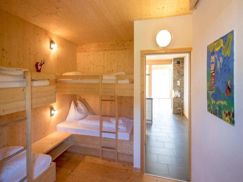 Chalet in Sankt Georgen on Ski Slopes