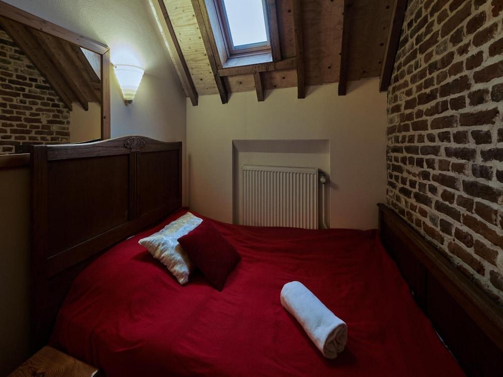 Villa in Mesch With Garden