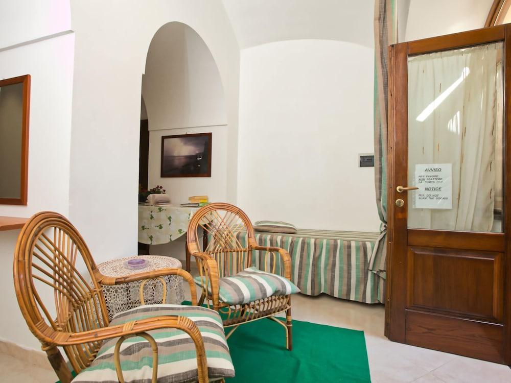 Mansion in Sorrento Near Marina Grande