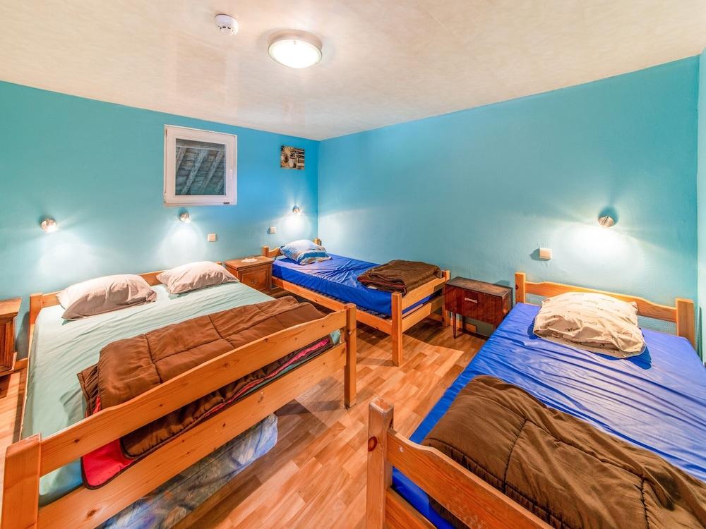 Charming Farmhouse in Brisy