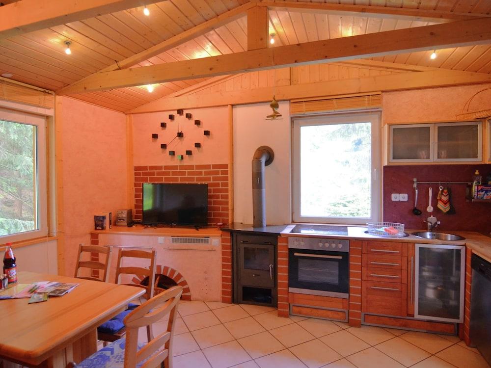 Schones Ferienhaus mit Uberdachter Veranda