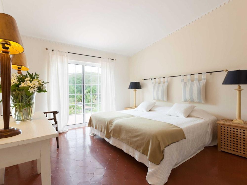 Stylish Villa With Private Swimming Pool