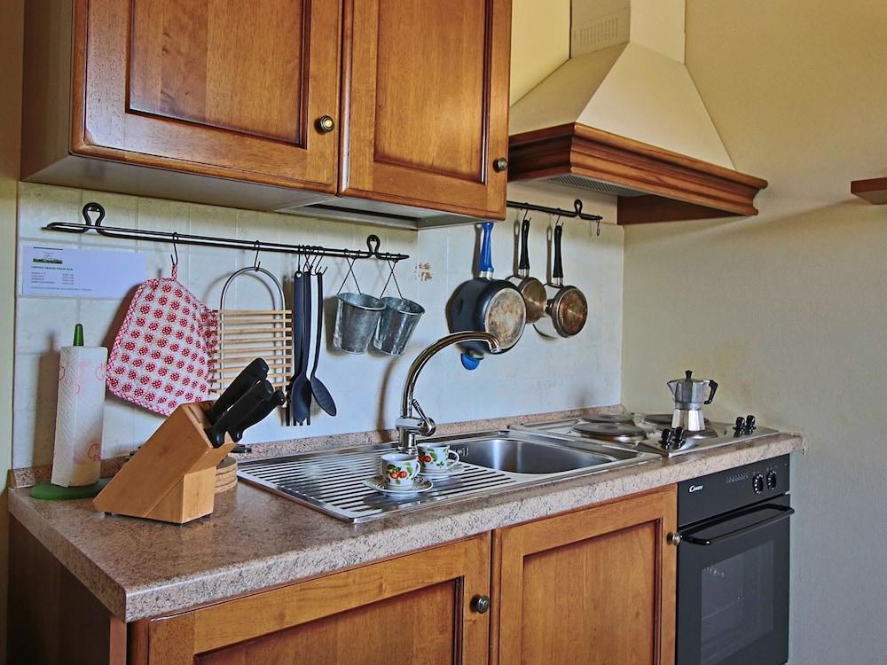 Cottage in Urbania With Pool & Terrace