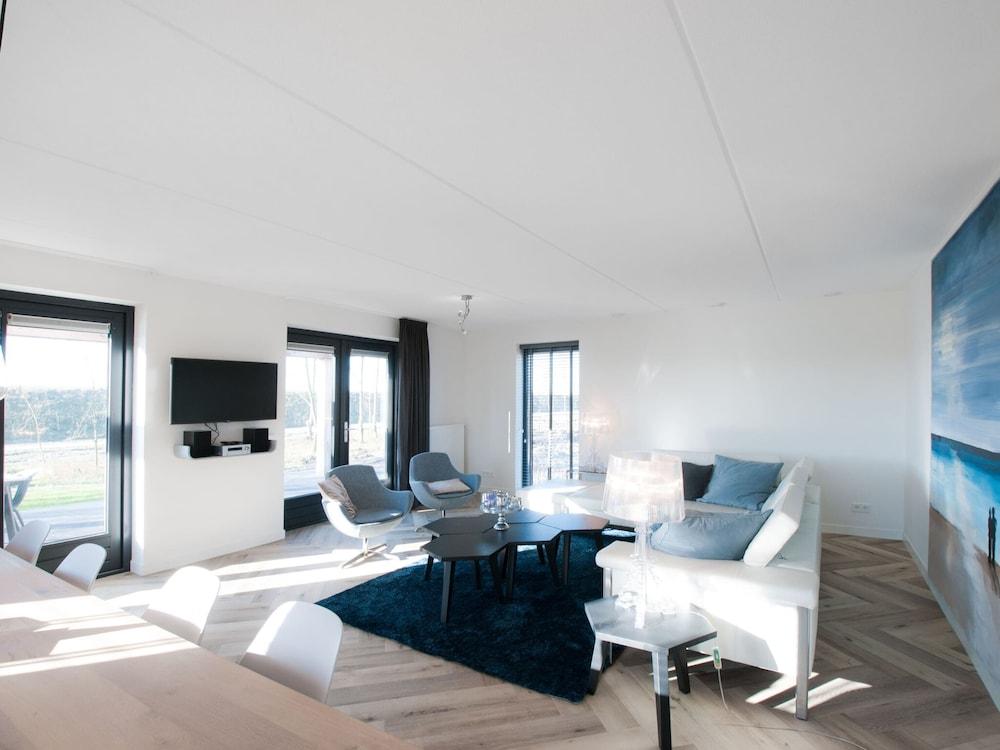 Villa Oesterdam Comfort Extra 8 Persons