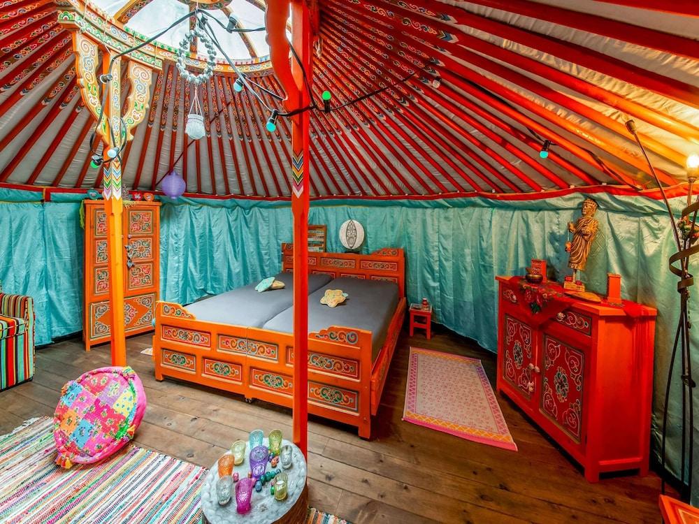 Lively Holiday Home With Garden