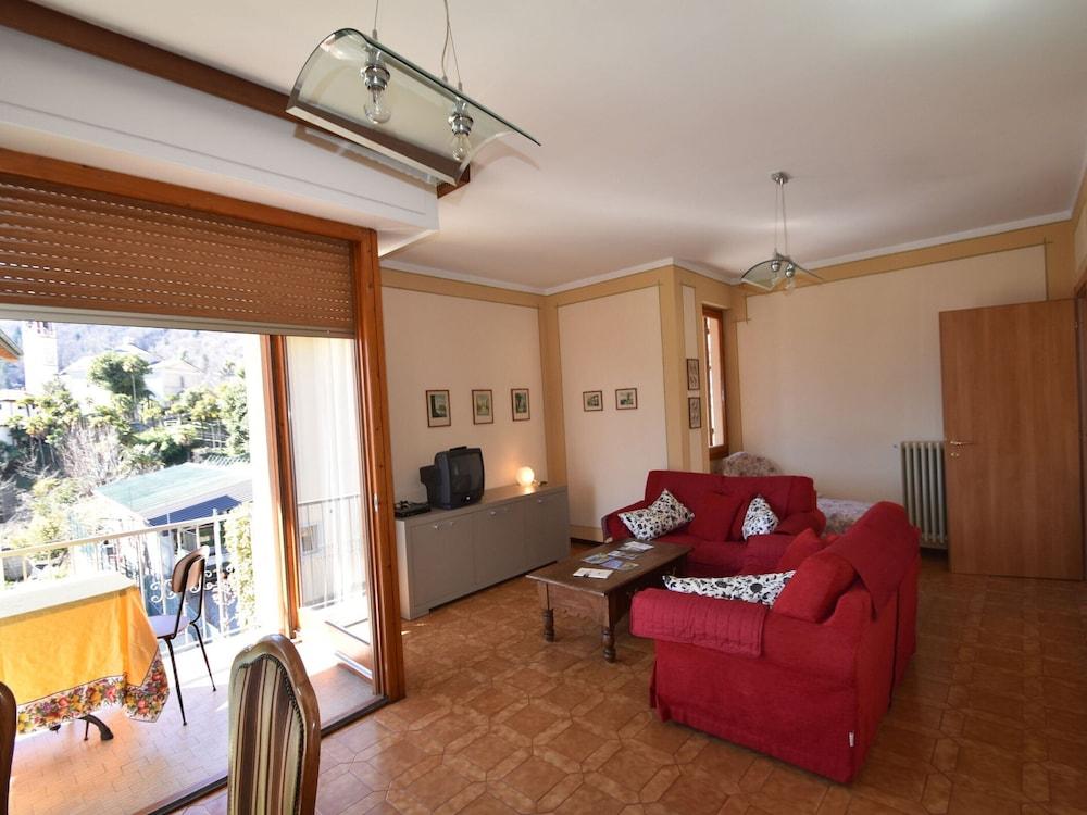 Spacious Retreat in Cannero