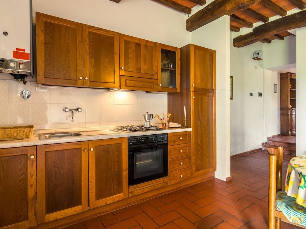 Farmhouse in Bucine With Pool