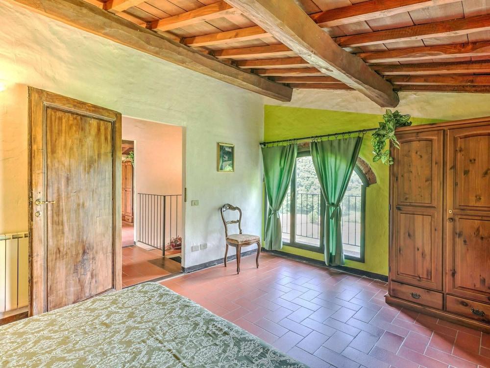 Appealing Home With Pool