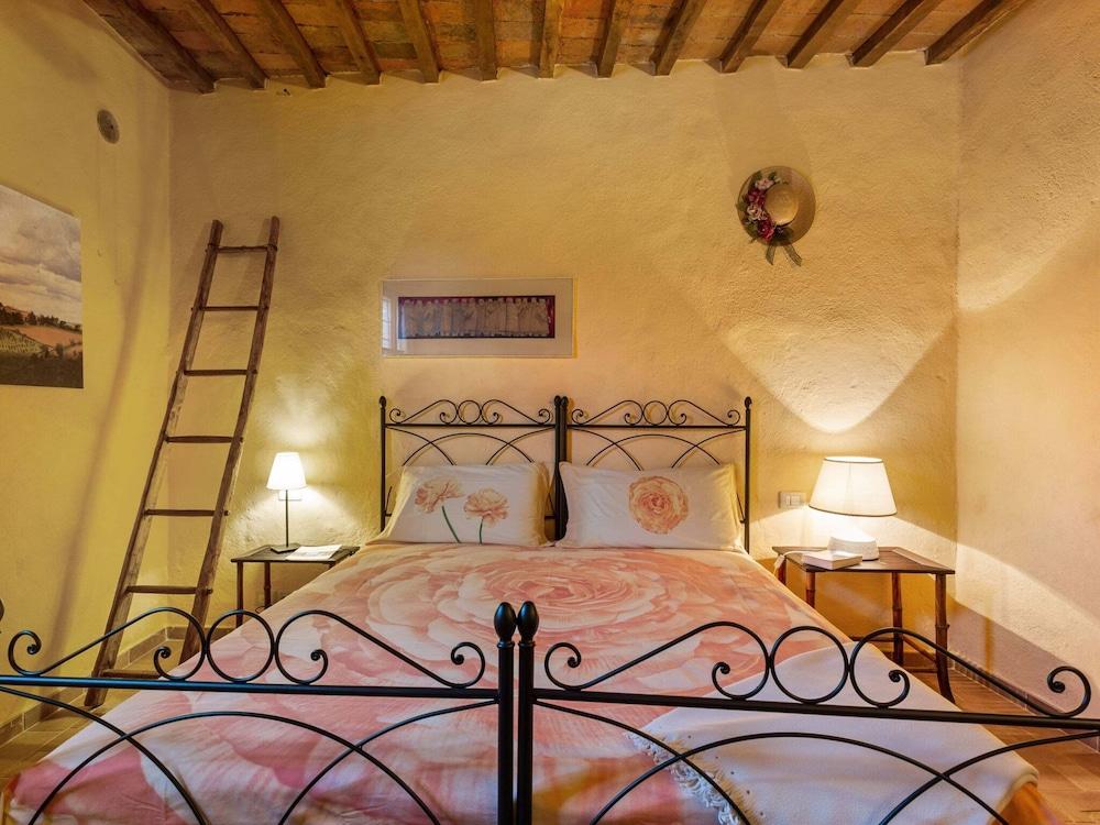 Belvilla by OYO Archi