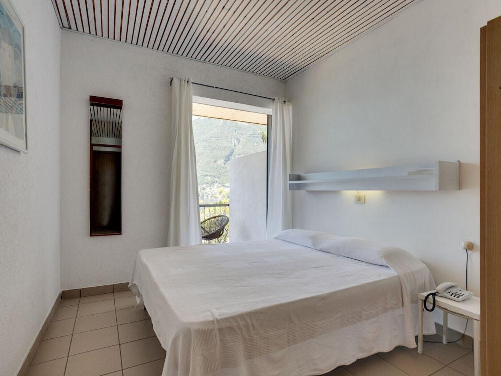 Belvilla by OYO La Cava - C