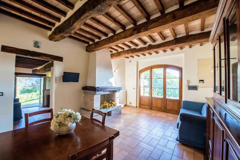 Mansion in Sant'angelo With Valley Views