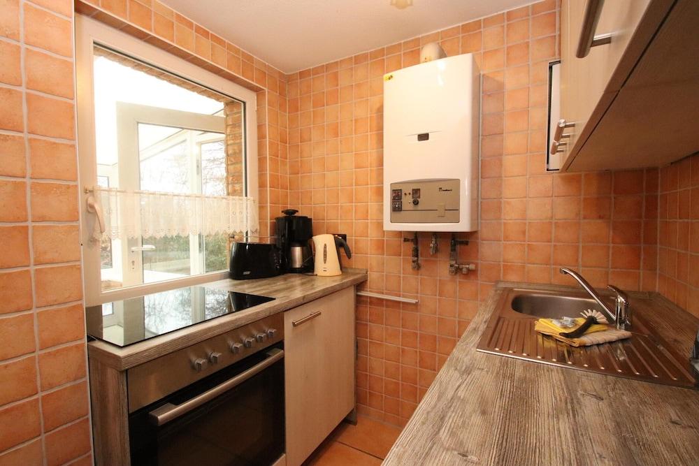 Ferienhaus mit Garten in Graal-muritz