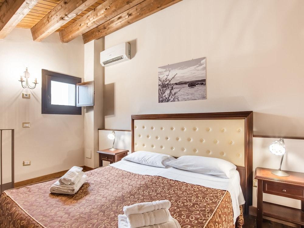 Holiday Home Sicily With Pool & Sauna