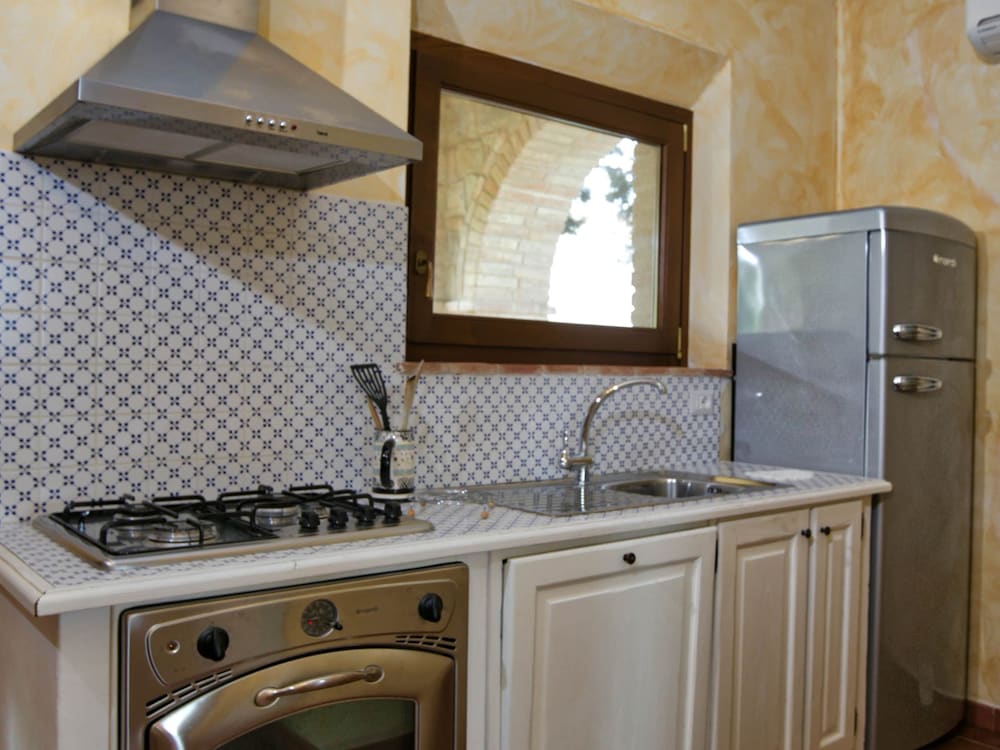 Charming Tuscan Farmhouse