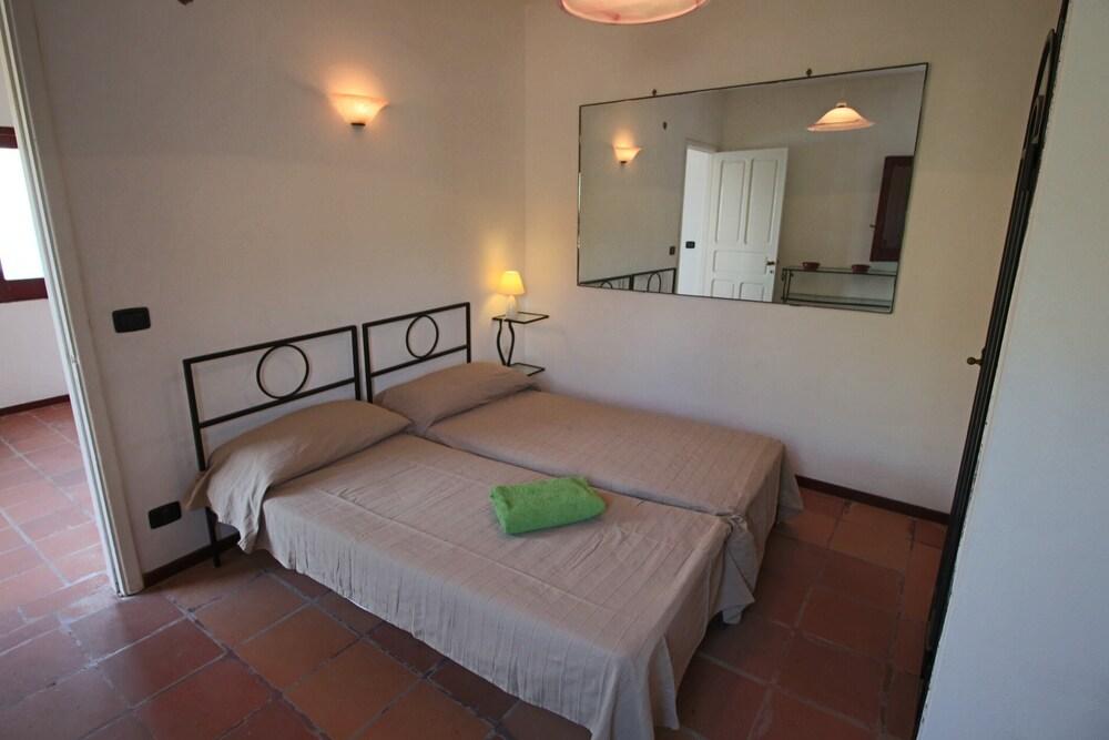 Mansion in Capo Vaticano With Sea Views