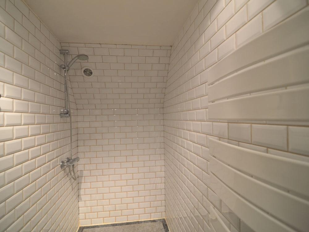 A Superb Cottage in the Middle of a Natural Park