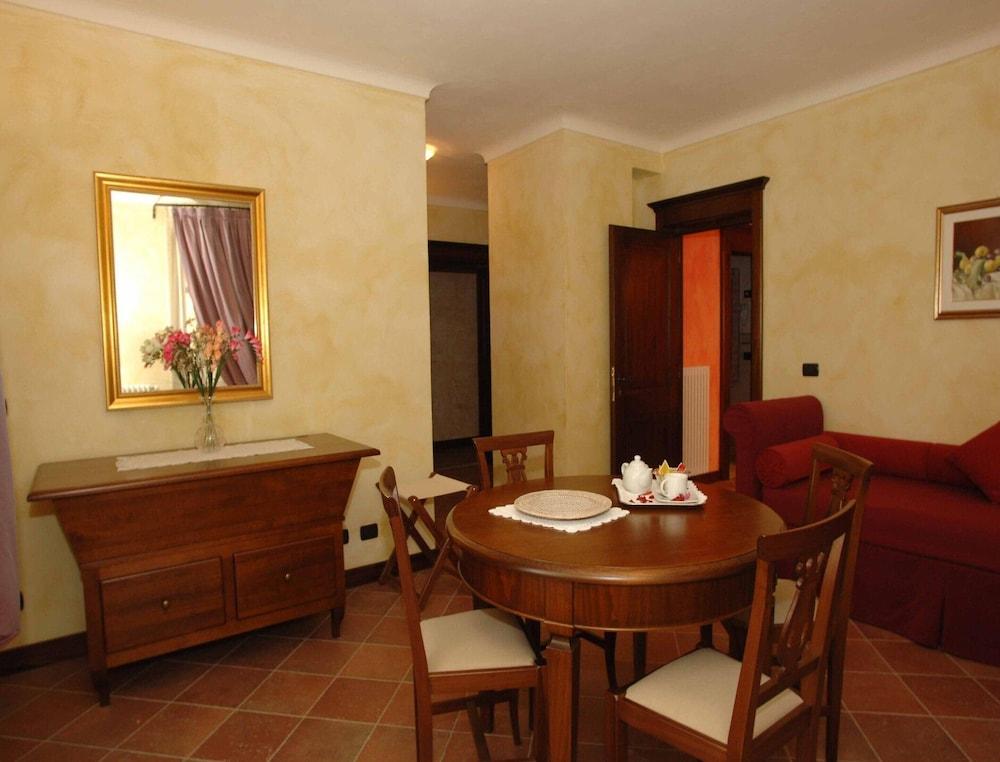 Mansion in Nizza Monferrato With Pool & Views