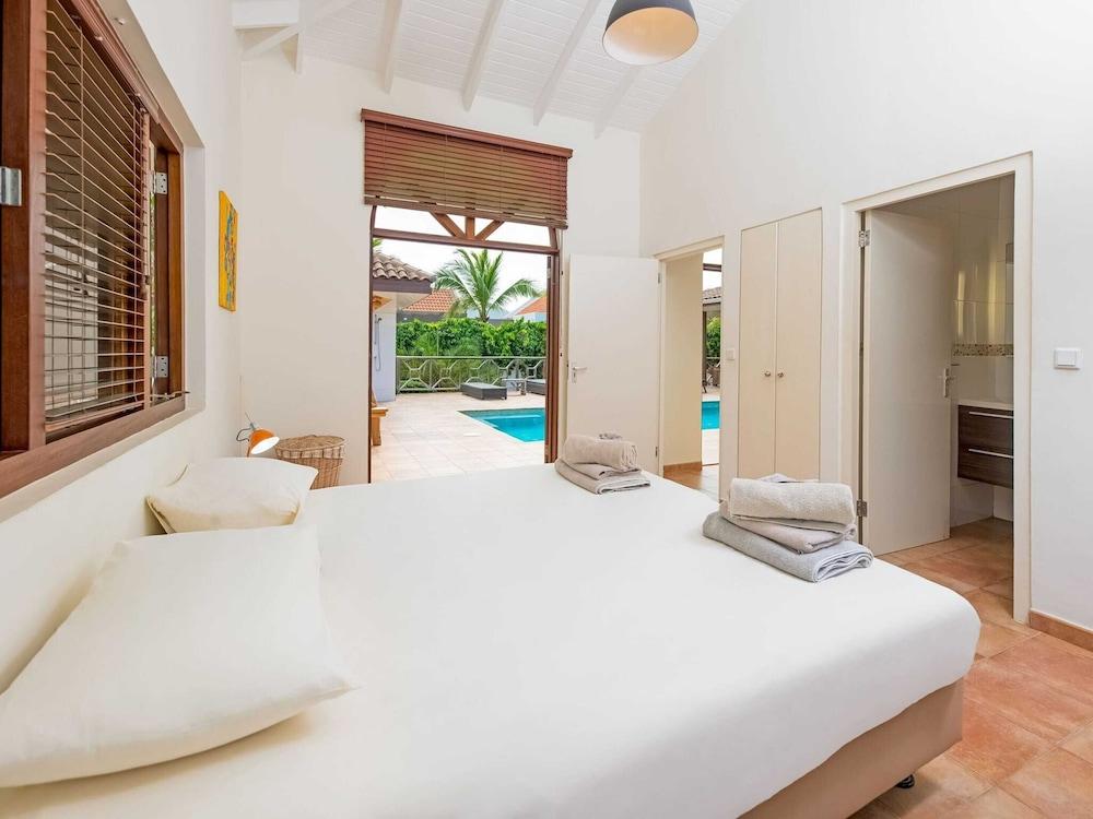 Villa With Poolside Terrace