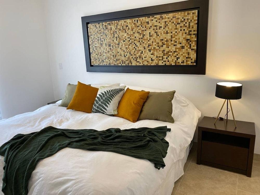 Vive Como en tu Casa Frente a Antea Vigilancia 24H