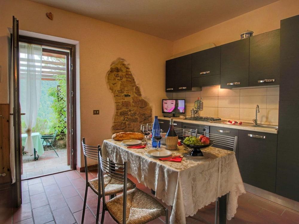 Cottage in Bettona With Pool & Near Assisi
