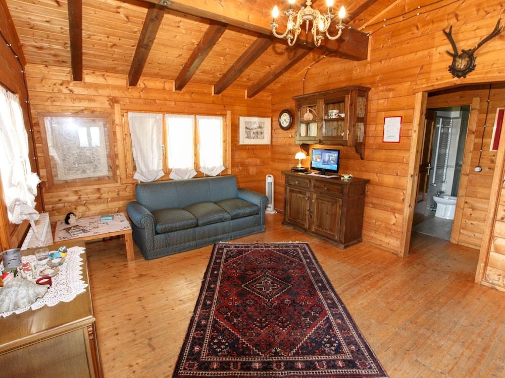 Belvilla by OYO Chalet Graffi