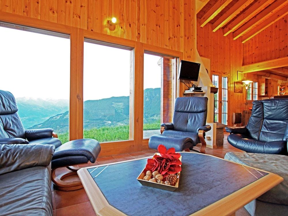 Chalet Alpina