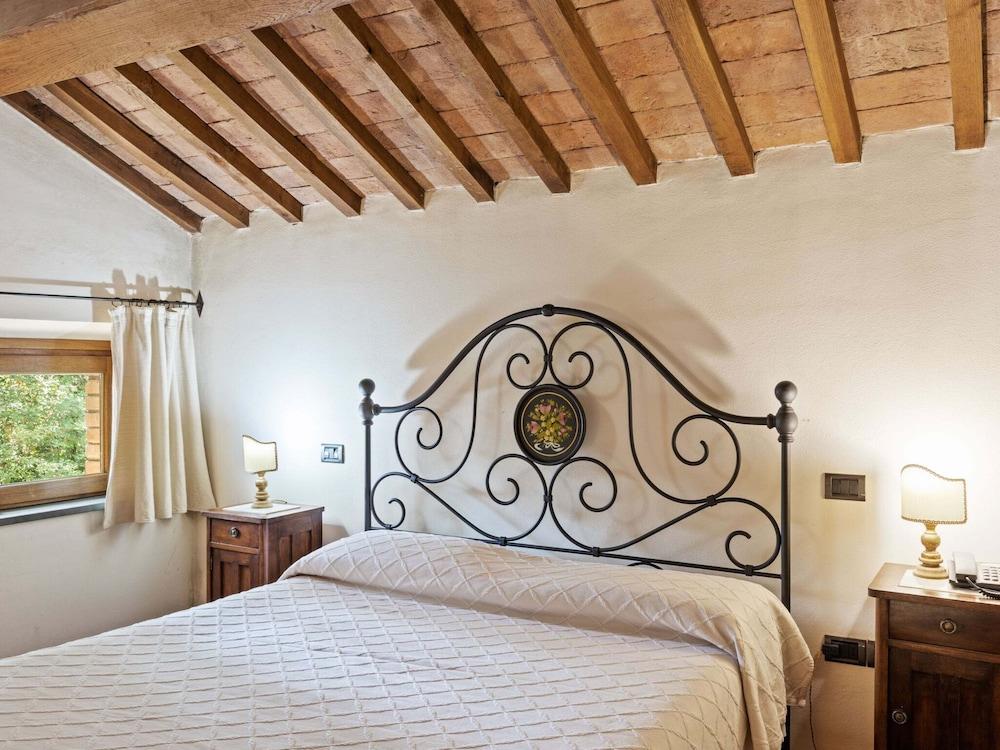 Holiday Home in Umbria With Pool