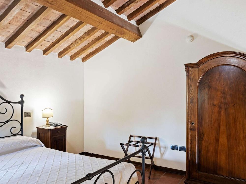 Holiday Home in Umbria With Pool