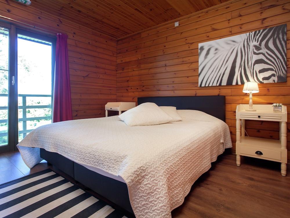 Rendeux Valley View Retreat