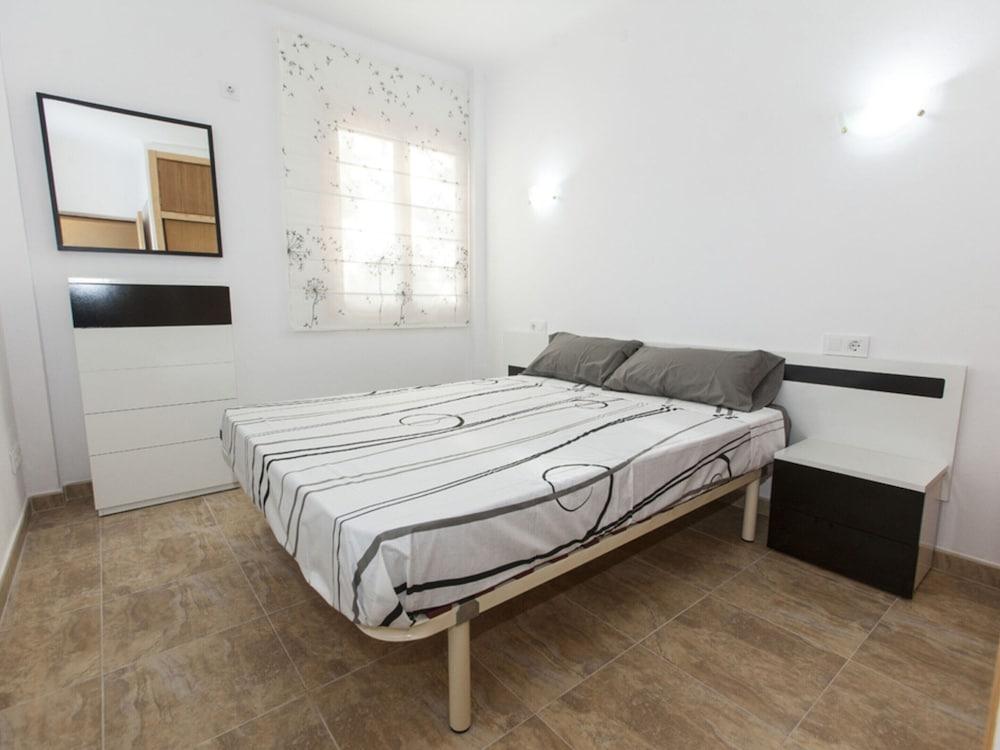 Belvilla by OYO Ferragut Apart