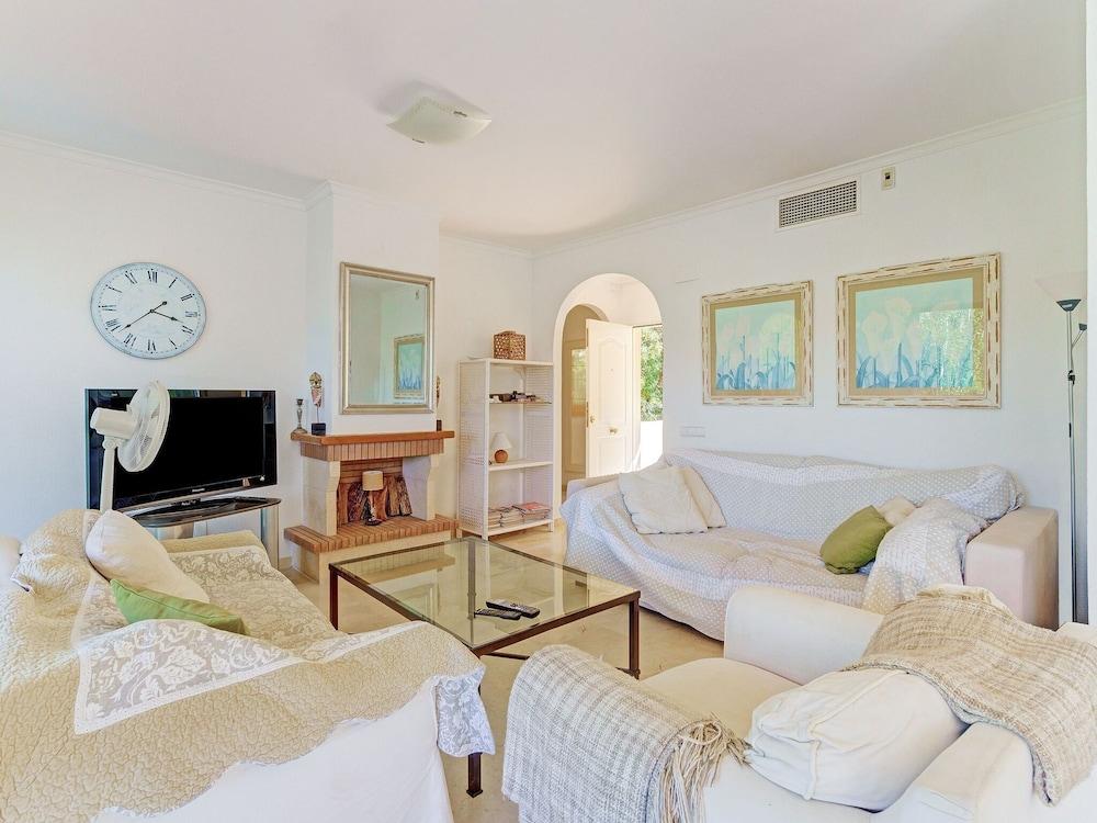 Modern Villa in a Beautiful Resort of Costa Blanca