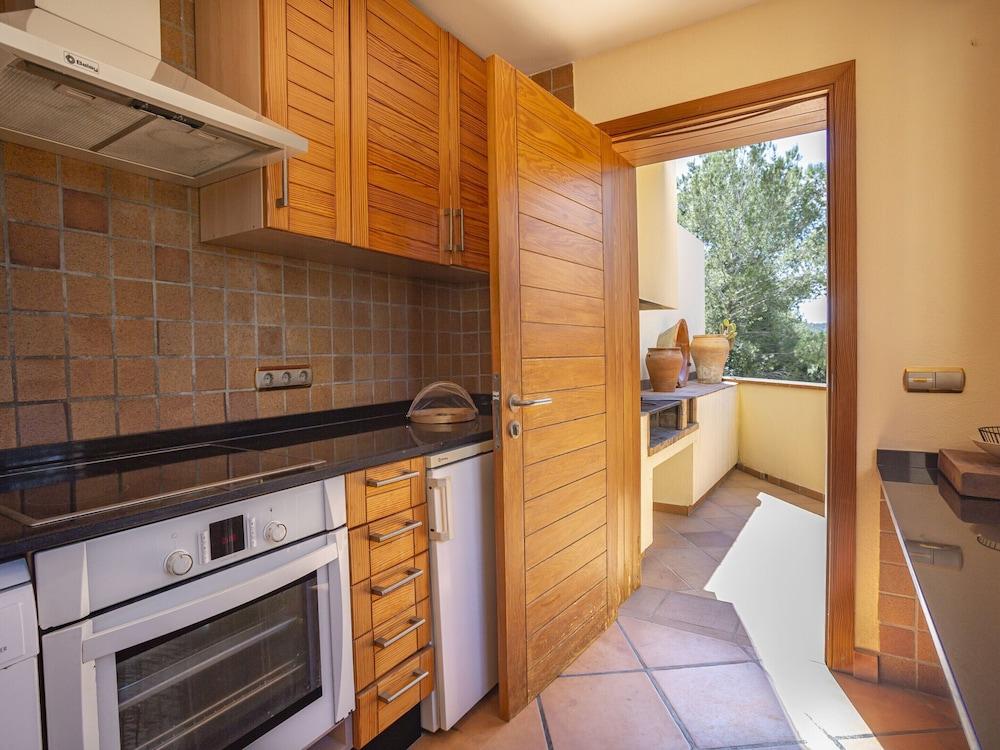 Belvilla by OYO Sa Talida