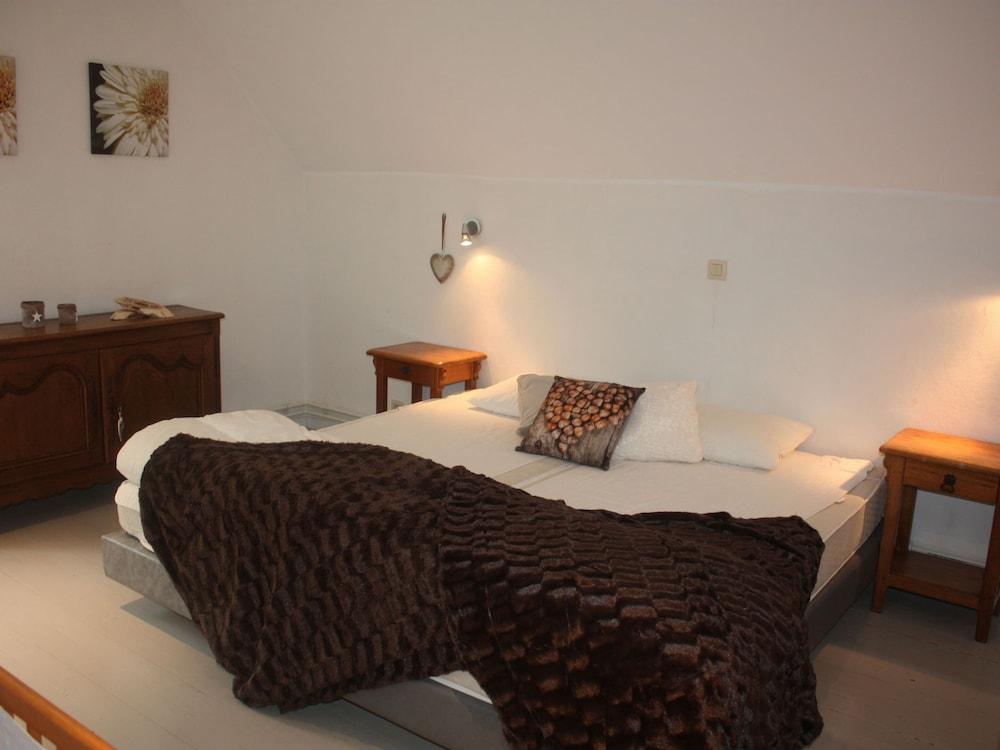 Bovigny Holiday Home With Cinema