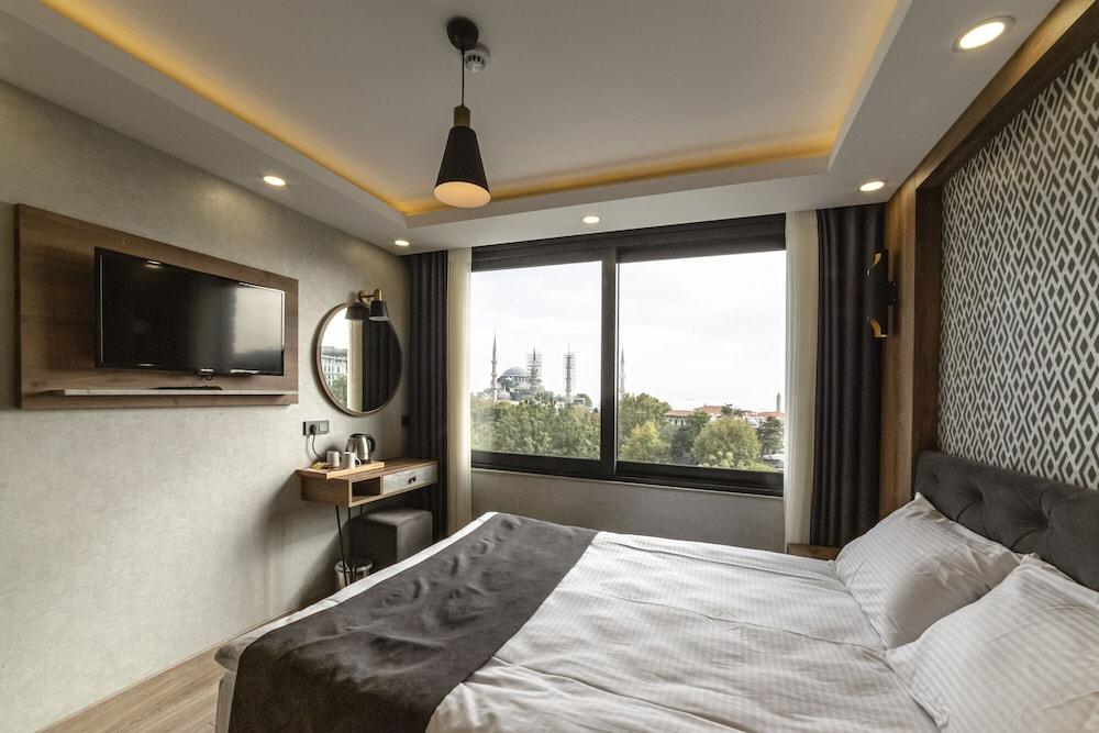 World Heritage Center Hotel